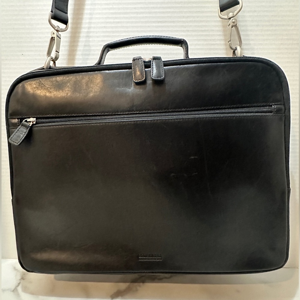 Levenger Black Leather Men's Bag